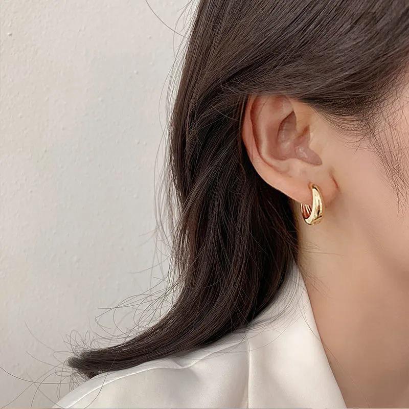 Элегантные корейские клипсы-пусеты высокого класса - Универсальный стиль знаменитостей
Элегантные корейские клипсы-пусеты высокого класса - Универсальный стиль знаменитостей