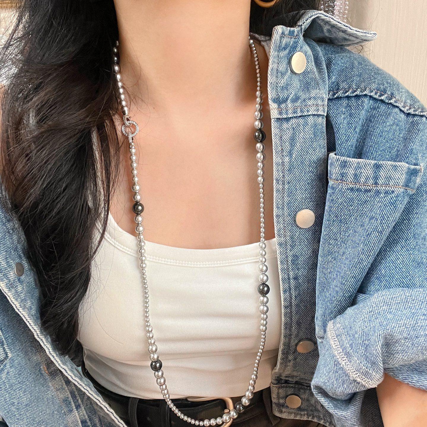 Autumn Cold Platinum Gray Real Multi-Hemp Mixed Color Tahitian Artificial Crystal Pearl Necklace Collarbone Chain Sweater
Autumn Cold Platinum Gray Real Multi-Hemp Mixed Color Tahitian Artificial Crystal Pearl Necklace Collarbone Chain Sweater