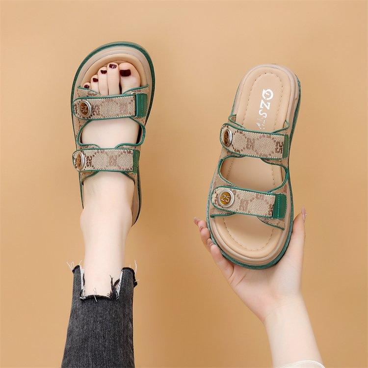 Internet celebrity popular women s slippers 2025 summer new soft bottom versatile fashion increase height and thinness college style one word 40
Internet celebrity popular women s slippers 2025 summer new soft bottom versatile fashion increase height and thinness college style one word 40