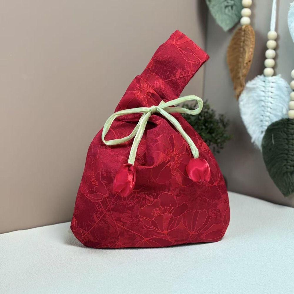 Butterfly Flower Pendant Wrist Bag Chinese Style Embroidery Hanfu Handbag Girls Style 5
Butterfly Flower Pendant Wrist Bag Chinese Style Embroidery Hanfu Handbag Girls Style 5