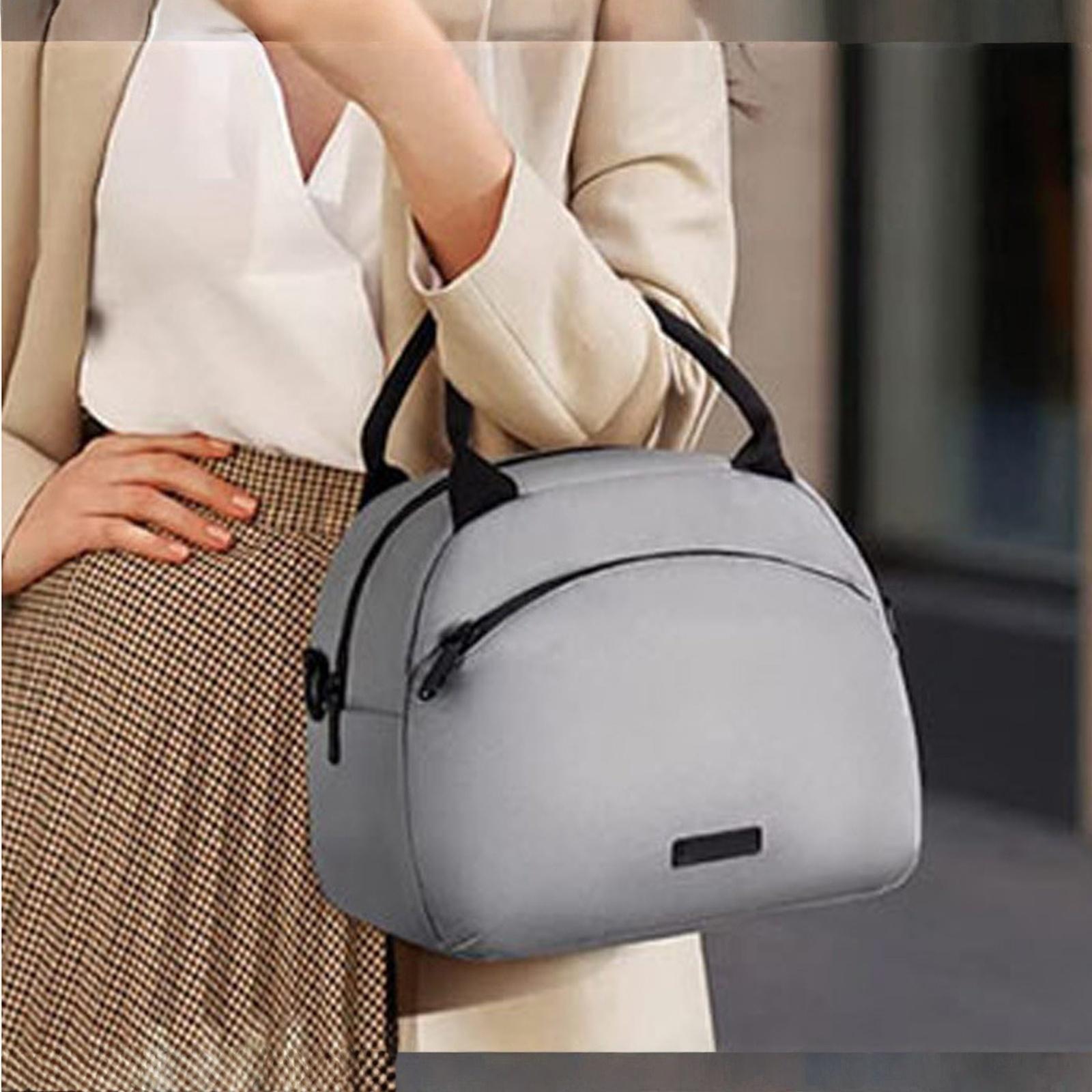 English: Large Capacity Insulated Lunch Bag Portable Shoulder Crossbody Lunch Tote Worker Lunch Box Bag Cooler Bag one size
English: Large Capacity Insulated Lunch Bag Portable Shoulder Crossbody Lunch Tote Worker Lunch Box Bag Cooler Bag one size