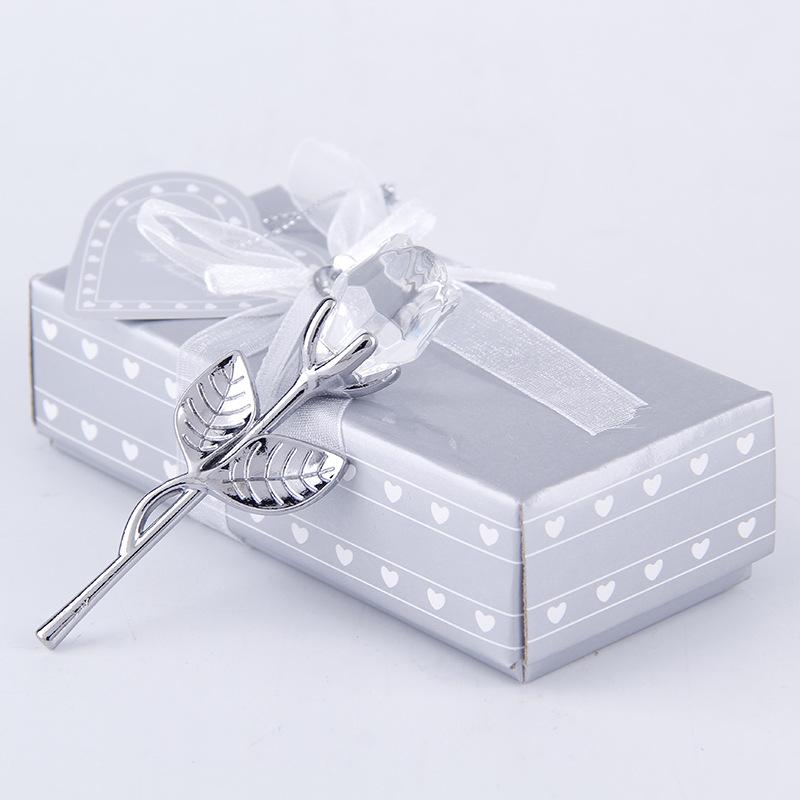 Mother s Day European Creative Gifts Crystal Roses Crafts Ornament Valentine s Day Flower Gifts Silver pole-white
Mother s Day European Creative Gifts Crystal Roses Crafts Ornament Valentine s Day Flower Gifts Silver pole-white