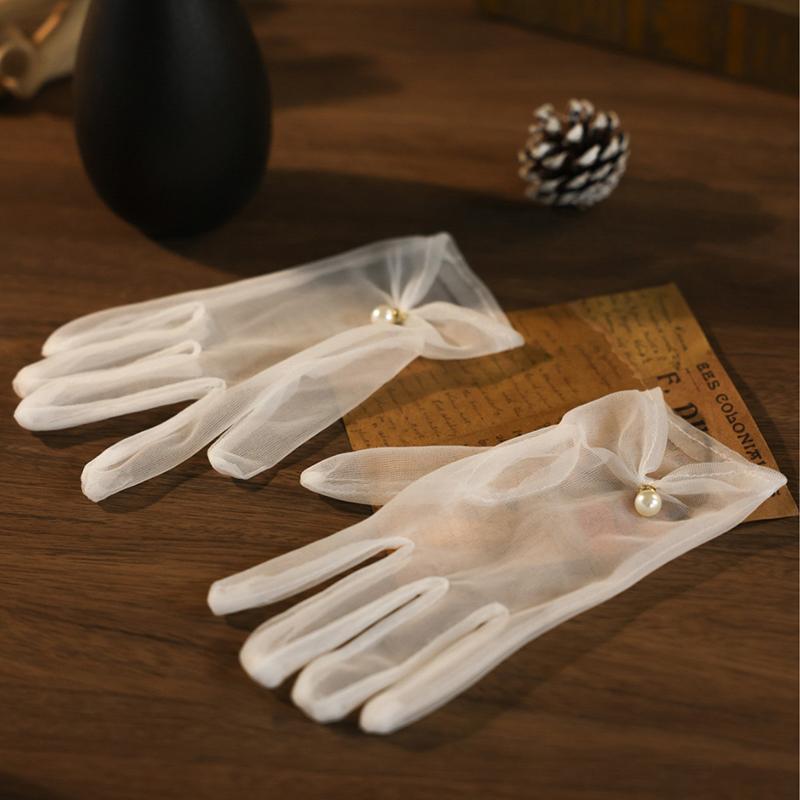 Women Thin Transparent Lace Pearl Bridal Wedding Short Gloves White Tulle Breathable Mesh Dress Etiquette Accessories One Size
Women Thin Transparent Lace Pearl Bridal Wedding Short Gloves White Tulle Breathable Mesh Dress Etiquette Accessories One Size