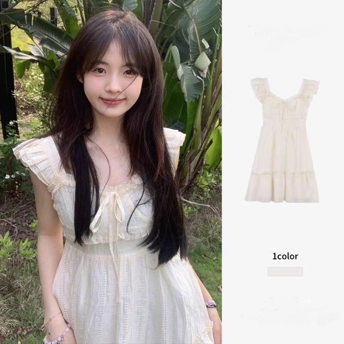 Summer new French sweet and pure style square collar small flying sleeve dress for women, small waist and thin short skirt S абрикосовый
Summer new French sweet and pure style square collar small flying sleeve dress for women, small waist and thin short skirt S абрикосовый