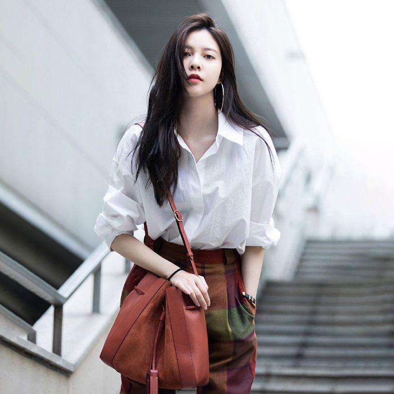 2025 Women’s Loose Fit Long Sleeve White Blouse – Versatile Spring & Autumn Casual Top XL
2025 Women’s Loose Fit Long Sleeve White Blouse – Versatile Spring & Autumn Casual Top XL