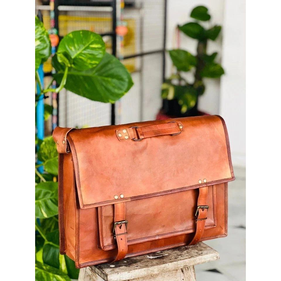 New Men s Shoulder Satchel Briefcase Handmade Goat Leather Messenger Bag 18 x 14 x 6 in коричневий
New Men s Shoulder Satchel Briefcase Handmade Goat Leather Messenger Bag 18 x 14 x 6 in коричневий