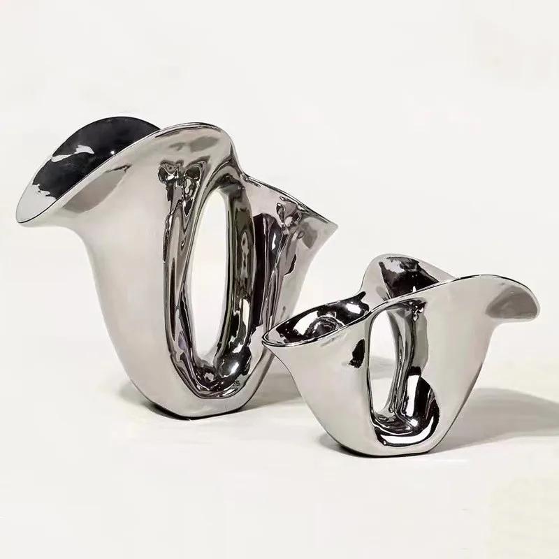 Ceramic Vase Open Silver Flower Vase Irregular Geometry Floral Arrangement Accessories Silver Flower Pot Home Decoration
Ceramic Vase Open Silver Flower Vase Irregular Geometry Floral Arrangement Accessories Silver Flower Pot Home Decoration
