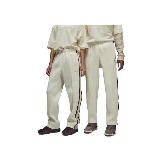Jordan x A Ma Maniere Track Pant Coconut Milk Unisex Streetwear DV7463-113 S
Jordan x A Ma Maniere Track Pant Coconut Milk Unisex Streetwear DV7463-113 S