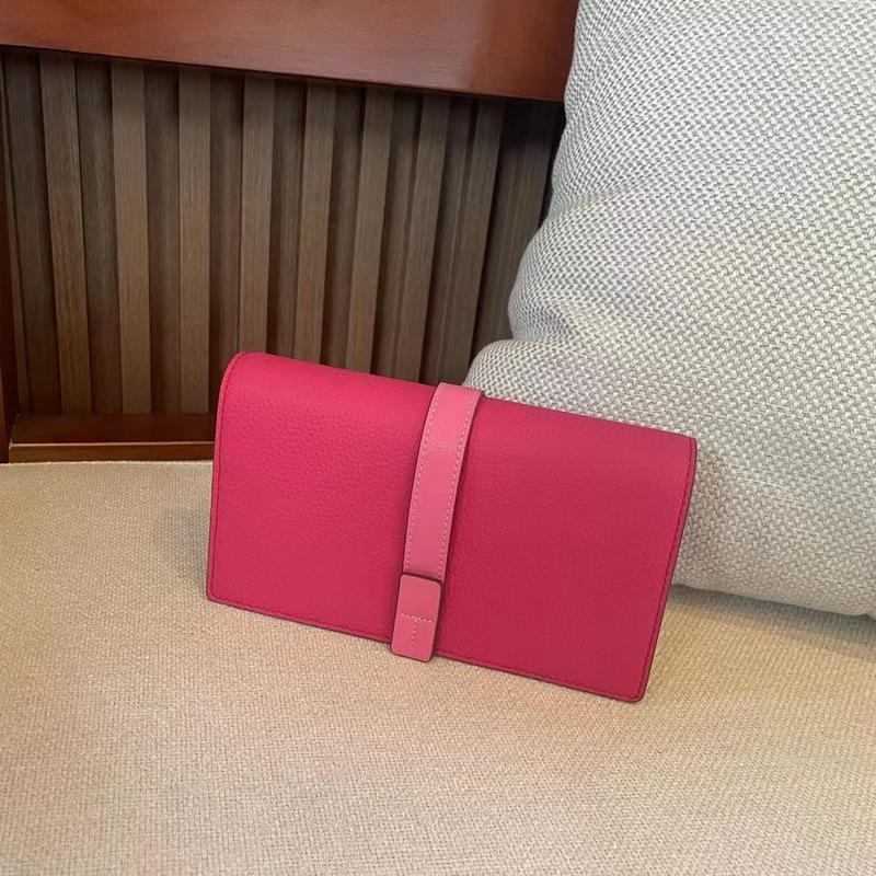 2026 New Top Layer Cowhide Long Style Large Two Fold Color Blocked Chain Wallet Genuine Leather Women s Versatile Clip 19x11x3.5cm рожевий червоний колір
2026 New Top Layer Cowhide Long Style Large Two Fold Color Blocked Chain Wallet Genuine Leather Women s Versatile Clip 19x11x3.5cm рожевий червоний колір