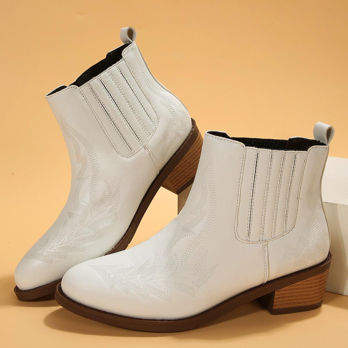 Модная обувь бренда 2024 года для женщин, женские сапоги без застежек, модные вышитые современные сапоги, женские сексуальные ботильоны с острым носком, женская обувь 42 белый
Модная обувь бренда 2024 года для женщин, женские сапоги без застежек, модные вышитые современные сапоги, женские сексуальные ботильоны с острым носком, женская обувь 42 белый