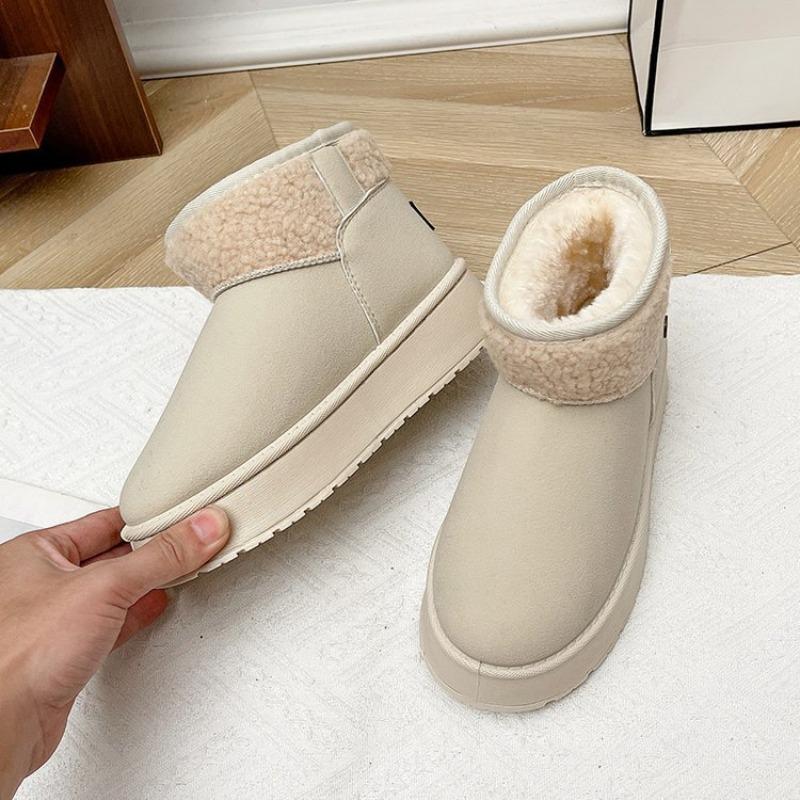 Winter short tube large size thick-soled snow boots snow cotton piled thickened warm outer wear cotton shoes women 42
Winter short tube large size thick-soled snow boots snow cotton piled thickened warm outer wear cotton shoes women 42