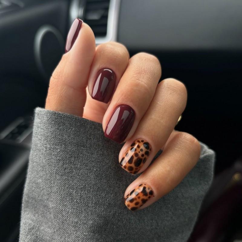 Melad Leopard Print Wearing Nail Polish Wine Red Solid Color Art Piece Short Square Autumn Style Fake
Melad Leopard Print Wearing Nail Polish Wine Red Solid Color Art Piece Short Square Autumn Style Fake