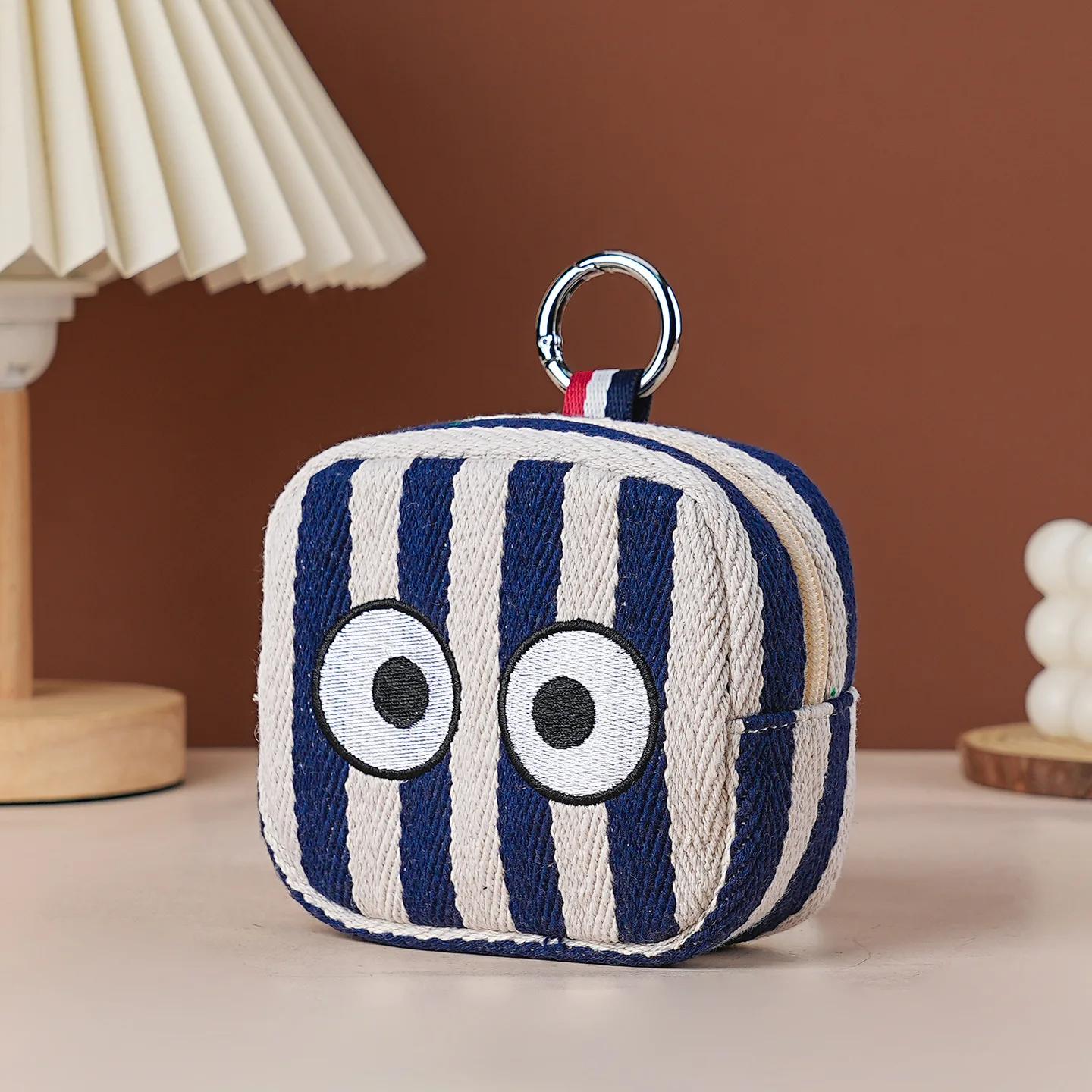 Korean Cute Women Golf Small Ball Case Eye Plaid Pattern Mini Cosmetic Bag Portable Embroidery Lipstick Brush Organizer Pouch синий
Korean Cute Women Golf Small Ball Case Eye Plaid Pattern Mini Cosmetic Bag Portable Embroidery Lipstick Brush Organizer Pouch синий