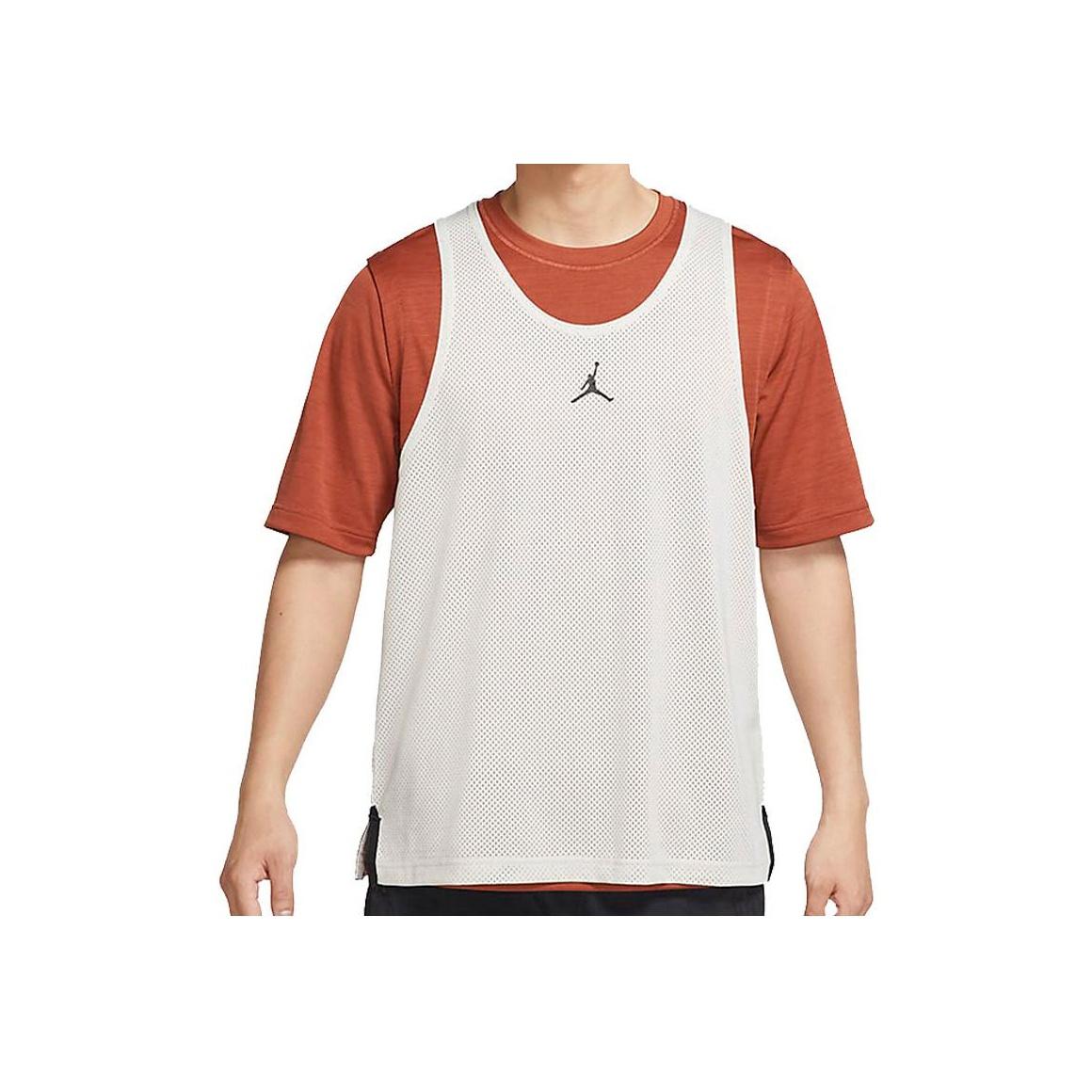 Мужская многослойная футболка с круглым вырезом и логотипом Air Jordan, коричневые DM1832-641 M
Мужская многослойная футболка с круглым вырезом и логотипом Air Jordan, коричневые DM1832-641 M