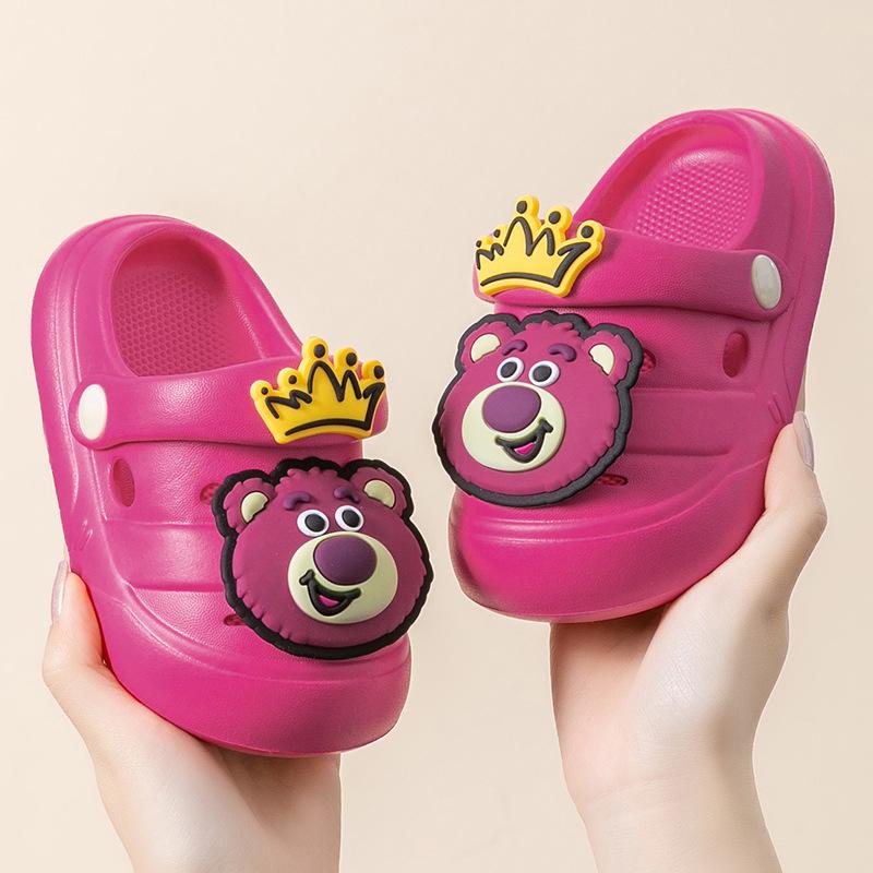 New cartoon-style closed-toe children s sandals with soft soles, anti-slip, odor-resistant, suitable for outdoor wear and beach use Inner Length14CM Suitable розы красного
New cartoon-style closed-toe children s sandals with soft soles, anti-slip, odor-resistant, suitable for outdoor wear and beach use Inner Length14CM Suitable розы красного