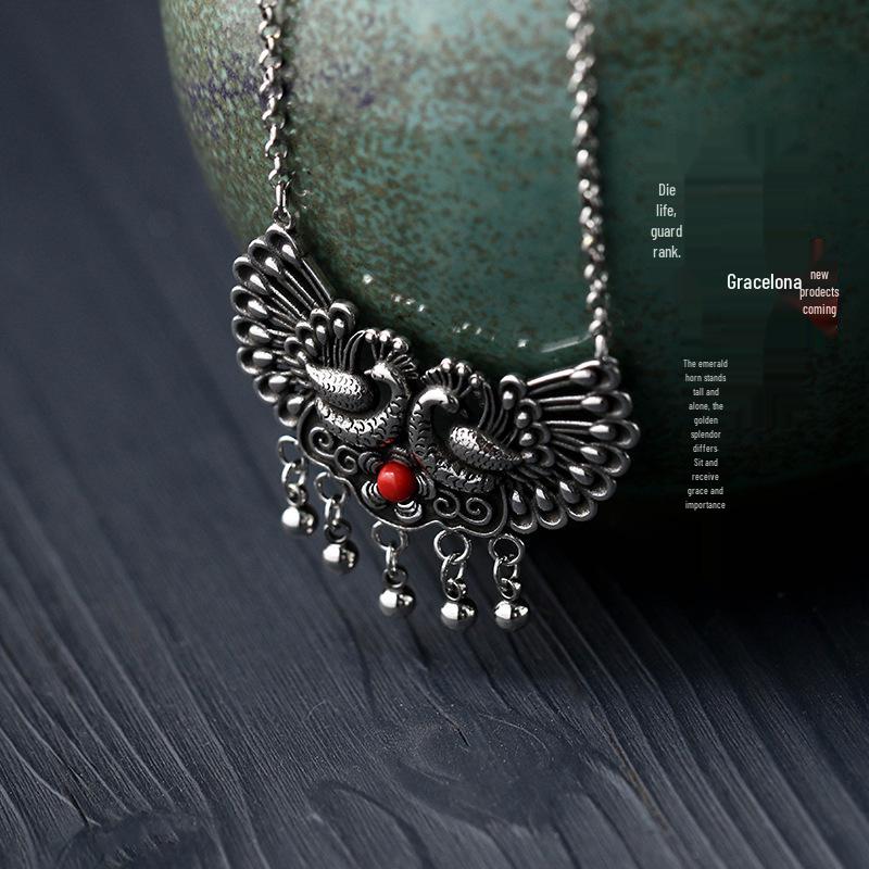 Aieryuan Retro Silver Necklace with Imitation Red Agate & Bird Tassels Electroplated Thai Silver Craft
Aieryuan Retro Silver Necklace with Imitation Red Agate & Bird Tassels Electroplated Thai Silver Craft