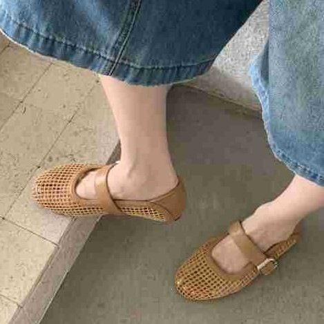 Summer, Flat-Bottomed One-Word With Grandma Shoes, Femininity, Shallow Mouth, Breathable Single Shoes 39
Summer, Flat-Bottomed One-Word With Grandma Shoes, Femininity, Shallow Mouth, Breathable Single Shoes 39