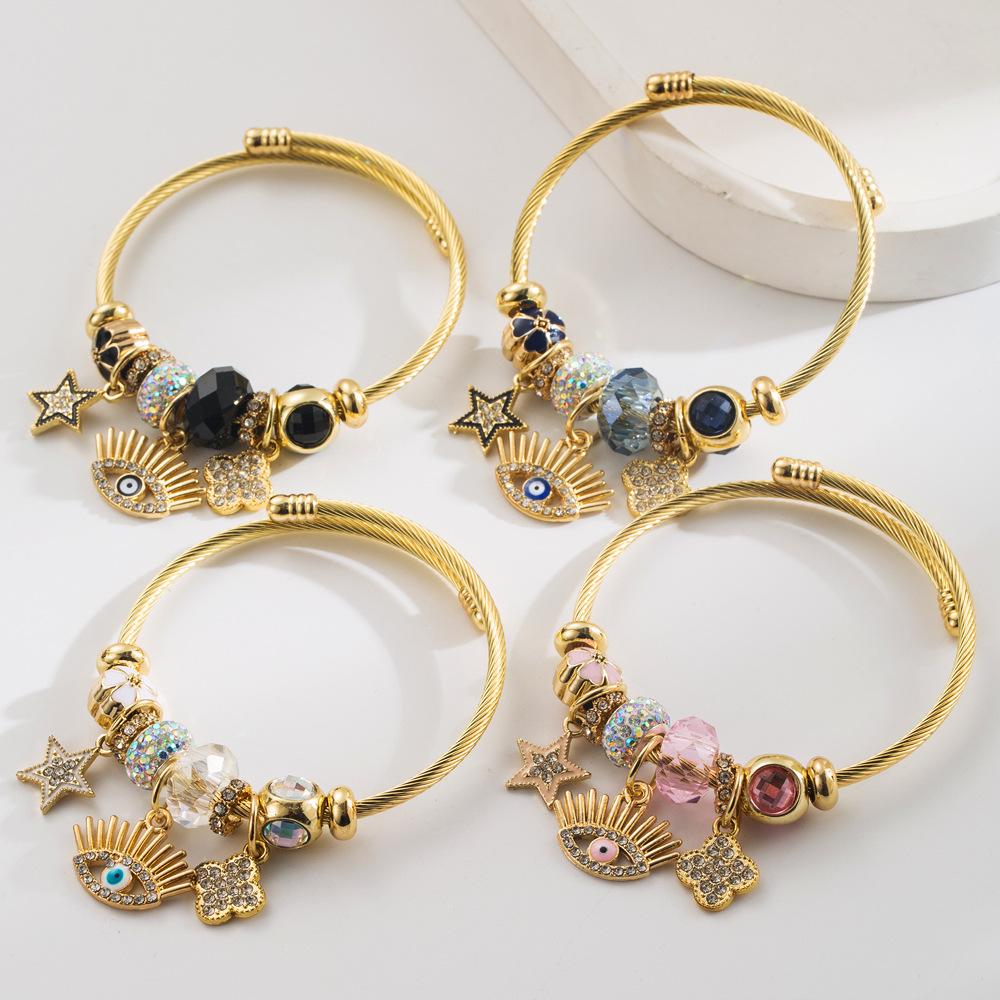 Fashion Demon Eye Pendant Bracelet Alloy Oil Drip Inlaid Diamond Star Clover Bracelet чорний
Fashion Demon Eye Pendant Bracelet Alloy Oil Drip Inlaid Diamond Star Clover Bracelet чорний