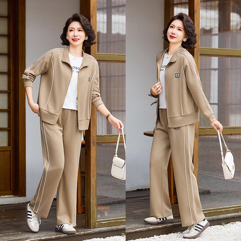 2025 Spring/Fall Casual Sports Suit: Stylish Two-Piece Set for Women - Elegant Middle-Aged & Elderly Fashion XXXL (125-135 Jin) чёрный
2025 Spring/Fall Casual Sports Suit: Stylish Two-Piece Set for Women - Elegant Middle-Aged & Elderly Fashion XXXL (125-135 Jin) чёрный