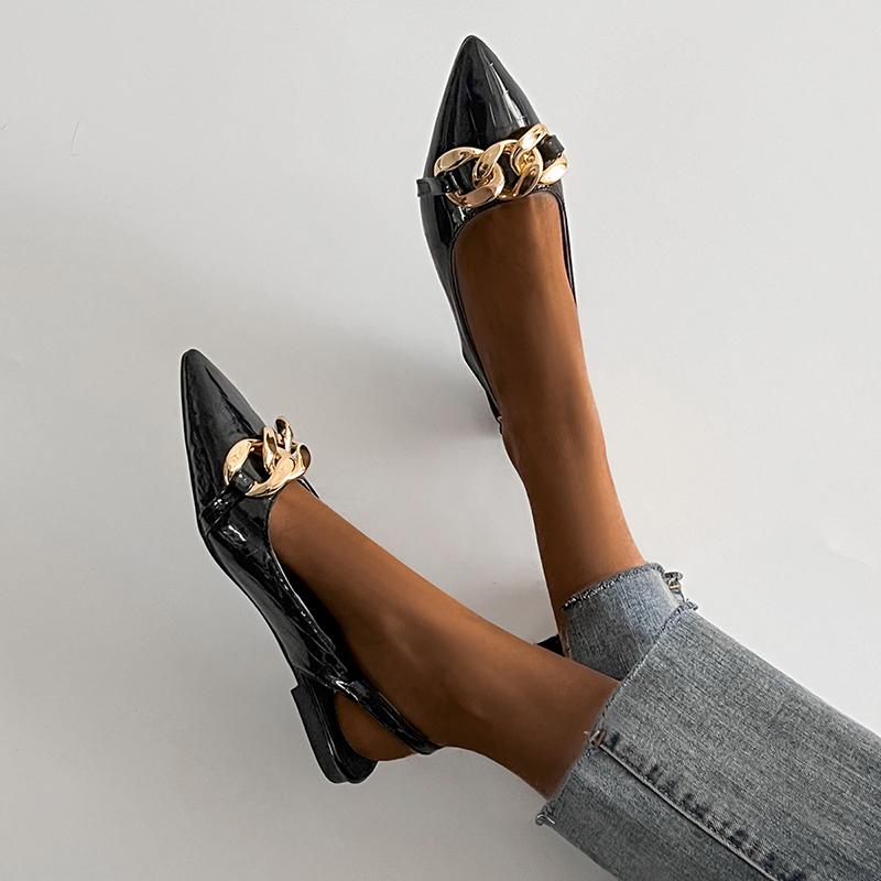 Дизайнерские летние женские сандалии с острым носком, модные неглубокие мюли, элегантные туфли на плоской подошве 40 чёрный
Дизайнерские летние женские сандалии с острым носком, модные неглубокие мюли, элегантные туфли на плоской подошве 40 чёрный