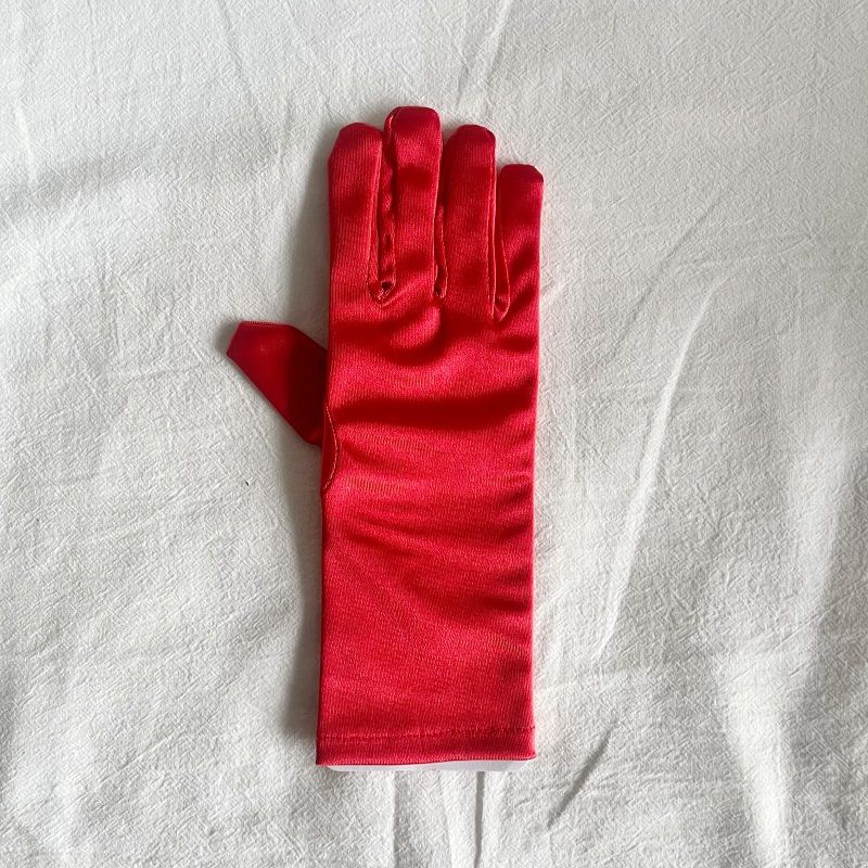 Children s Gloves Women Hepburn Long Short Elegant Dinner Formal Dress Cheongsam Accessories Catwalk Show Dance Lace Princess Mid Length Long Length red 3-7 years old One size
Children s Gloves Women Hepburn Long Short Elegant Dinner Formal Dress Cheongsam Accessories Catwalk Show Dance Lace Princess Mid Length Long Length red 3-7 years old One size