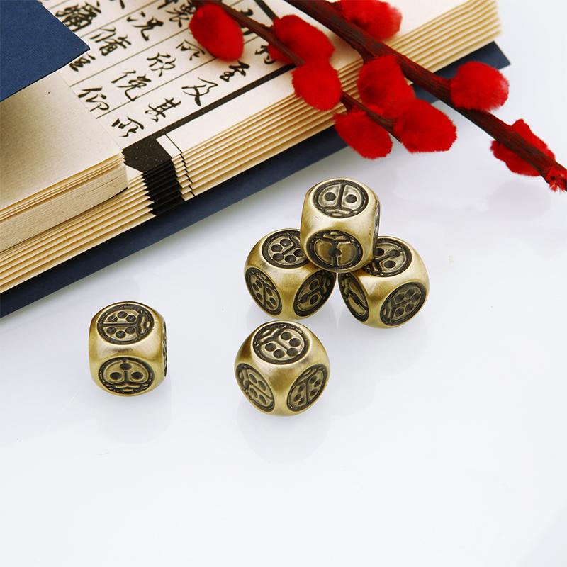 5PCS/1Set Metal Dice Set Beetles Game Dice Six Sided Decider Board Game Acessorios 16mm 5pcs бронзовый
5PCS/1Set Metal Dice Set Beetles Game Dice Six Sided Decider Board Game Acessorios 16mm 5pcs бронзовый