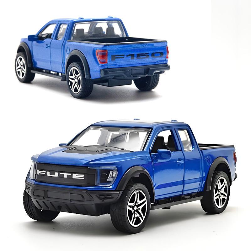 Металлическая модель игрушечной машинки FUTE
Металлическая модель игрушечной машинки FUTE