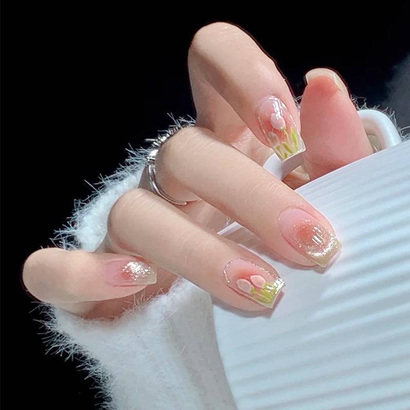 Wearable Nail Art: Removable Green Pothos Short Nail Tips - Spring/Summer 2025 Collection
Wearable Nail Art: Removable Green Pothos Short Nail Tips - Spring/Summer 2025 Collection