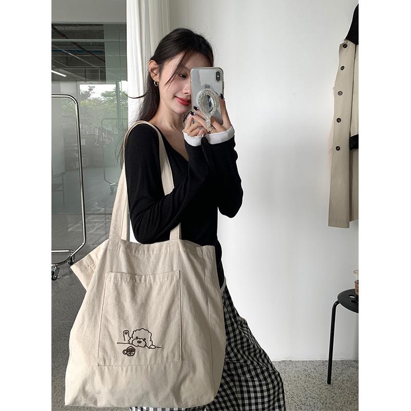 Сумка-тоут Nantao из парусины с 3D-вышивкой в виде щенка: Вместительная сумка через плечо в корейском стиле для женщин и студентов 33x35x10 cm
Сумка-тоут Nantao из парусины с 3D-вышивкой в виде щенка: Вместительная сумка через плечо в корейском стиле для женщин и студентов 33x35x10 cm