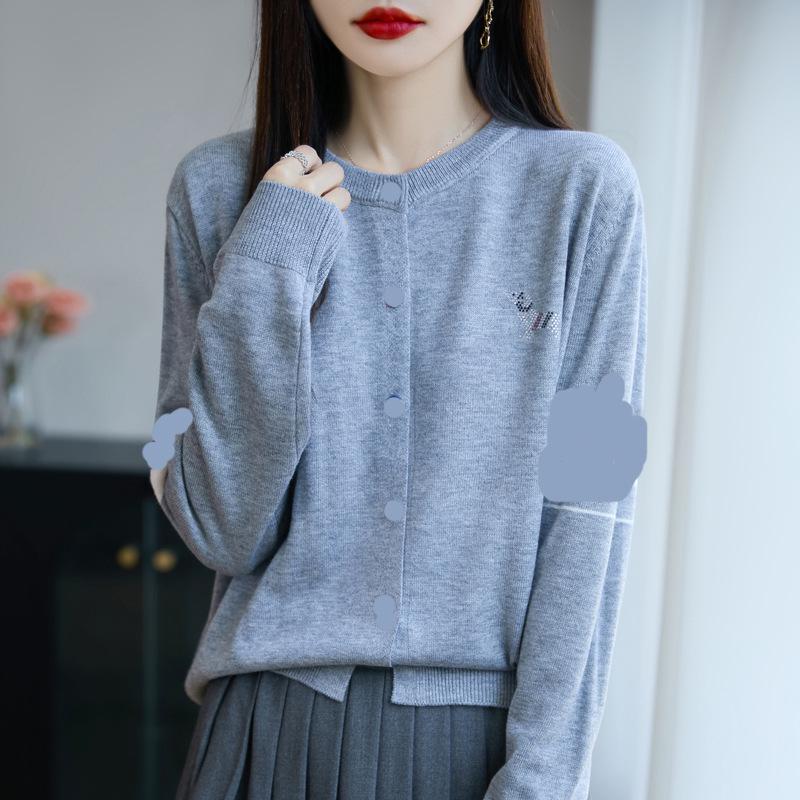 Кардиган крупной вязки с круглым вырезом - Коллекция весна/осень 2025 L светло-серый
Кардиган крупной вязки с круглым вырезом - Коллекция весна/осень 2025 L светло-серый