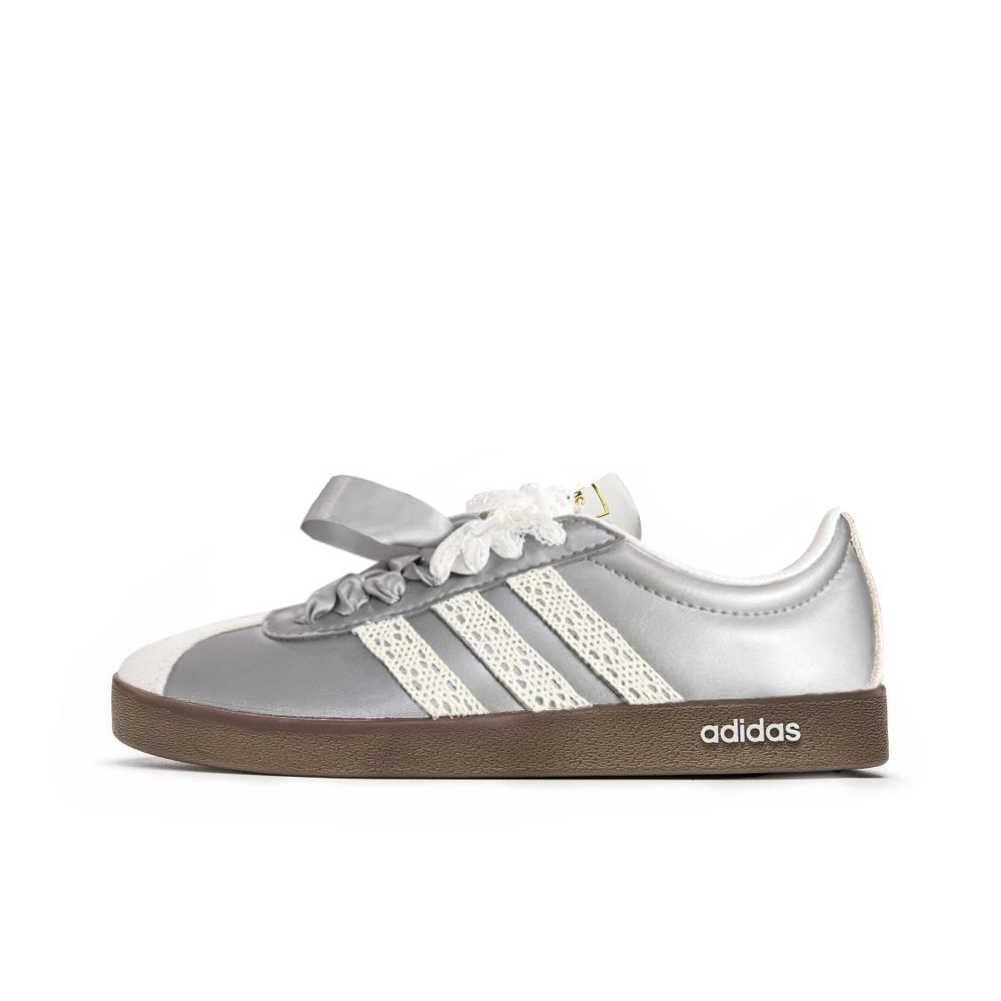 Adidas VL COURT 2.0 Moonlight Ballet Slip Resistant, Abrasion Resistant, Lightweight Low top Skateboard Shoes Unisex ID6015(Team1152-) 40
Adidas VL COURT 2.0 Moonlight Ballet Slip Resistant, Abrasion Resistant, Lightweight Low top Skateboard Shoes Unisex ID6015(Team1152-) 40