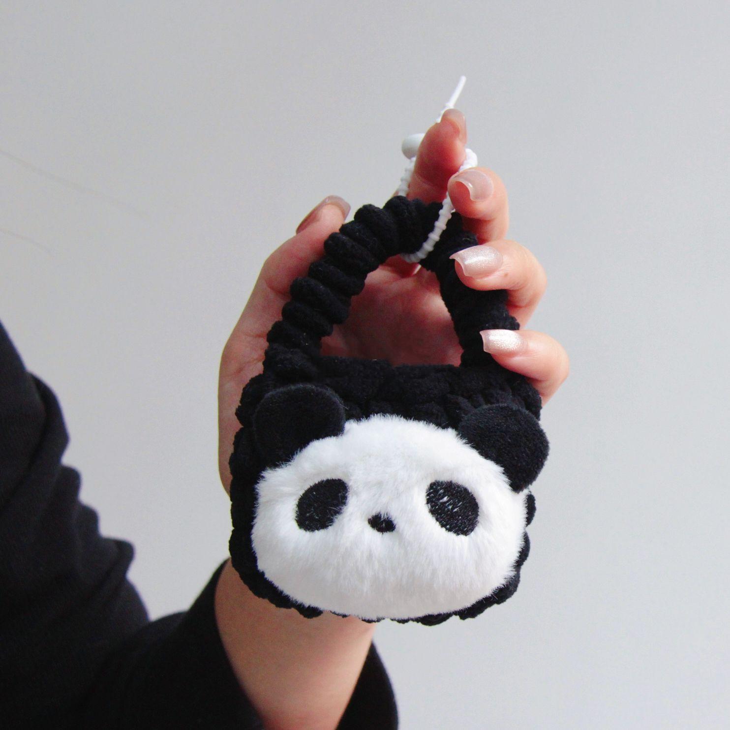 Для женщин и девочек милый мультфильм панда мини-сумки для монет кошелек черный, белый цвет держатель для наушников органайзер школьные сумки кулон брелок Kry кольцо чёрный
Для женщин и девочек милый мультфильм панда мини-сумки для монет кошелек черный, белый цвет держатель для наушников органайзер школьные сумки кулон брелок Kry кольцо чёрный