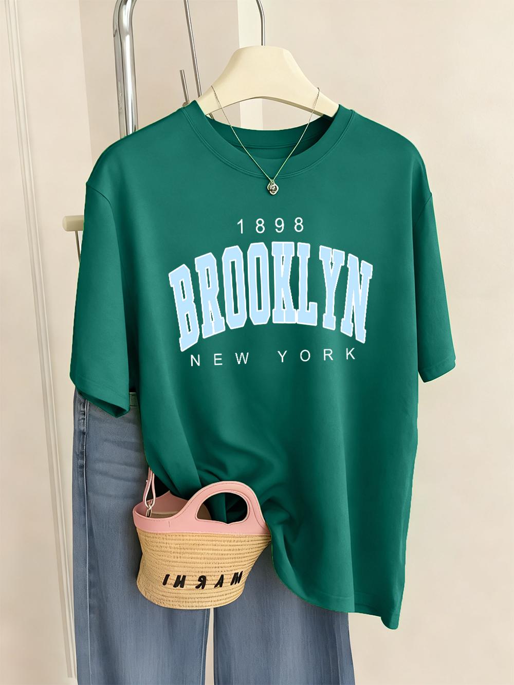 1898 Brooklyn New York Prints T-Shirt Womens Casual Comfortable T Shirt Soft Loose Short Sleeve Tops Summer O-Neck Woman Clothes 4XL
1898 Brooklyn New York Prints T-Shirt Womens Casual Comfortable T Shirt Soft Loose Short Sleeve Tops Summer O-Neck Woman Clothes 4XL