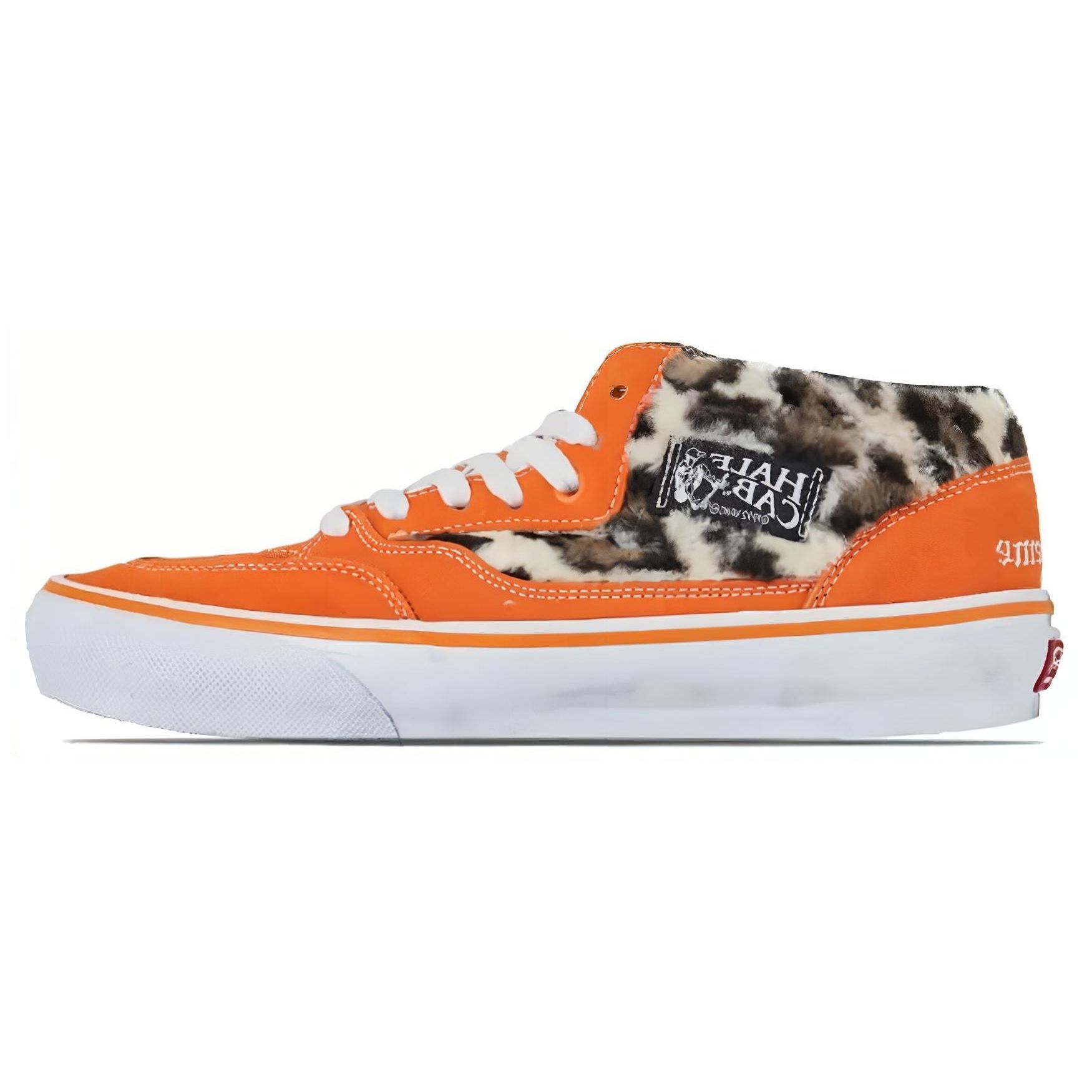 Vans Supreme x Skate Half Cab 92 Leopard Pack - оранжевые кроссовки унисекс VN0A5KYAORA 41
Vans Supreme x Skate Half Cab 92 Leopard Pack - оранжевые кроссовки унисекс VN0A5KYAORA 41