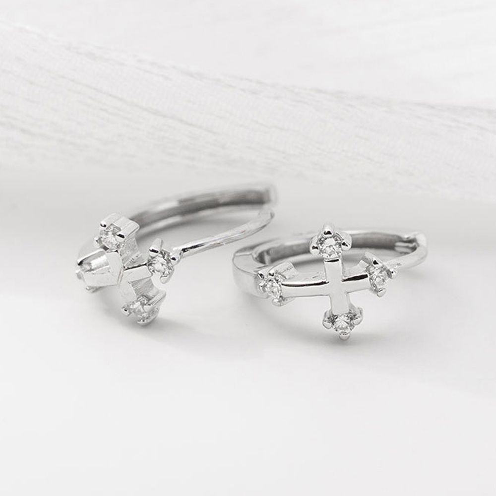 Cross Retro Vintage Fashion Fashion Jewelry Women Earrings Korean Style Ear Stud Rhinestone серебряный
Cross Retro Vintage Fashion Fashion Jewelry Women Earrings Korean Style Ear Stud Rhinestone серебряный
