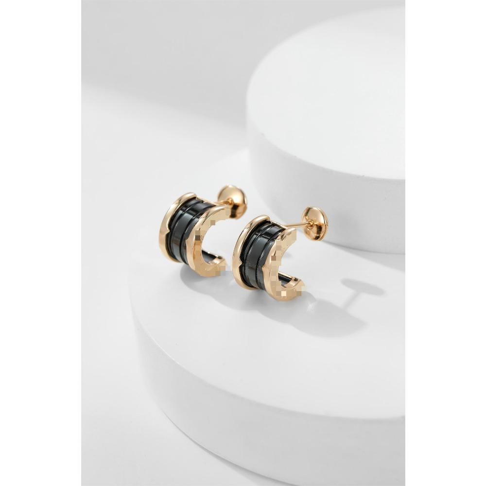 Серьги BV из черно-белой керамики, нишевый персонализированный дизайн, простые серьги с лейкореей чёрный
Серьги BV из черно-белой керамики, нишевый персонализированный дизайн, простые серьги с лейкореей чёрный