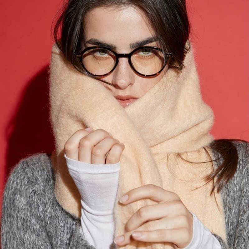 RECLOW A COMMA Pastel Apricot Muffler FREE
RECLOW A COMMA Pastel Apricot Muffler FREE