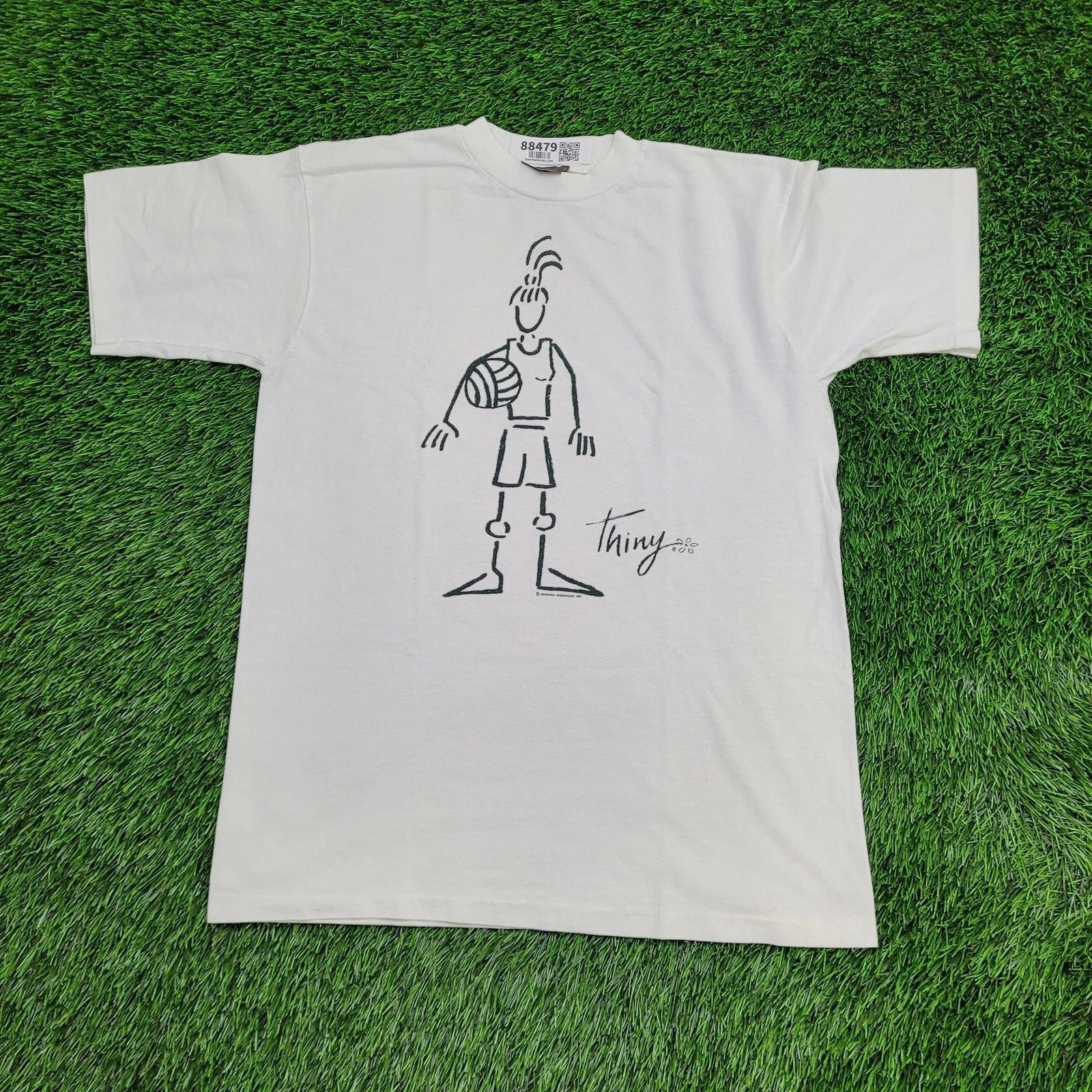 Vintage 1997 Thiny Volleyball Stick Figure T-Shirt Medium 20x26 90s Y2K XL
Vintage 1997 Thiny Volleyball Stick Figure T-Shirt Medium 20x26 90s Y2K XL