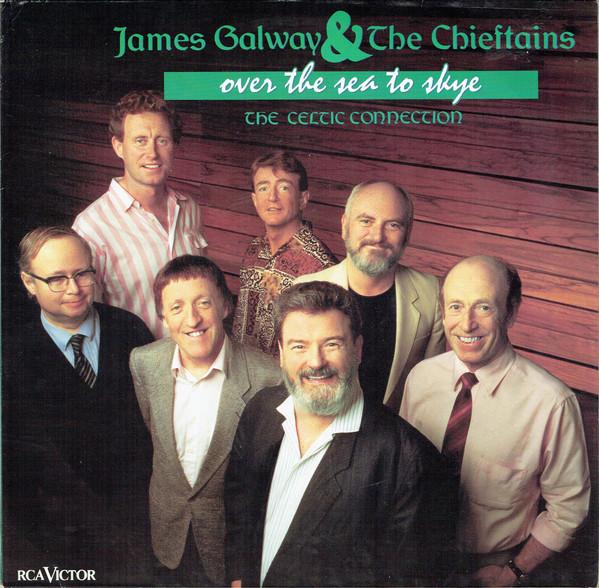 Виниловая пластинка JAMES GALWAYTHE CHIEFTAINS Over The Sea To Skye The Celtic Co RL60424 RCA VICTOR 1990 UK Европа КантриФолк Б/у
Виниловая пластинка JAMES GALWAYTHE CHIEFTAINS Over The Sea To Skye The Celtic Co RL60424 RCA VICTOR 1990 UK Европа КантриФолк Б/у