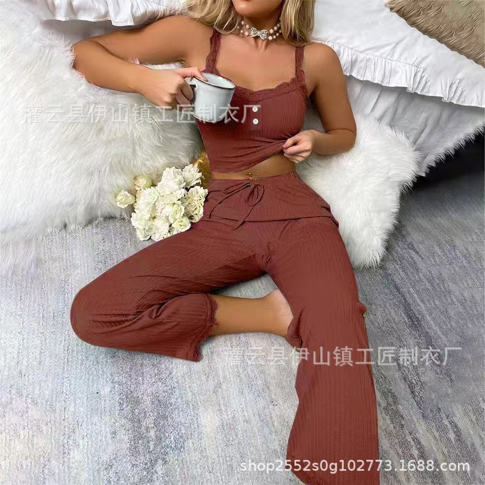 European and American new summer women s multi-colored lace suspender trousers set, thin pajamas can be worn outside loungewear XXXL темно-коричневого кольору
European and American new summer women s multi-colored lace suspender trousers set, thin pajamas can be worn outside loungewear XXXL темно-коричневого кольору