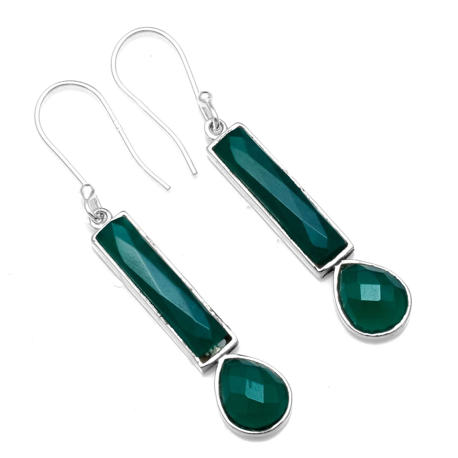 Green Onyx Gemstone Earrings Solid 925 Sterling Silver Handmade Earrings Jewelry Gift For Women And Girls E-733
Green Onyx Gemstone Earrings Solid 925 Sterling Silver Handmade Earrings Jewelry Gift For Women And Girls E-733