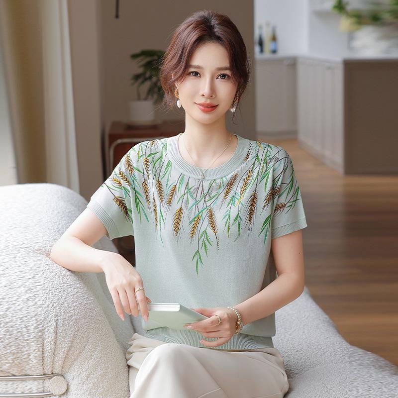 Women s Short Sleeve Loose Knit Top - Belly Covering, Versatile Ice Silk Summer T-shirt for Middle-aged & Elderly. L (Recommended 80-100 jin)
Women s Short Sleeve Loose Knit Top - Belly Covering, Versatile Ice Silk Summer T-shirt for Middle-aged & Elderly. L (Recommended 80-100 jin)