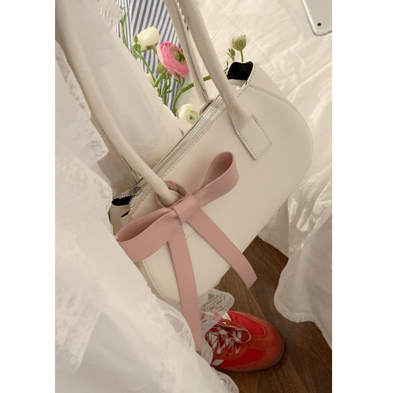 Нишевый дизайн женских сумок, изысканные сумки подмышку с ощущением высокого класса, весенние новинки 2025 года, сумки на плечо с бантом в контрастных цветах белый
Нишевый дизайн женских сумок, изысканные сумки подмышку с ощущением высокого класса, весенние новинки 2025 года, сумки на плечо с бантом в контрастных цветах белый