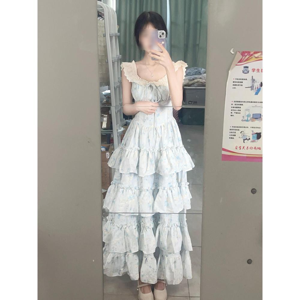 Колледжский синий цветочный пышное платье женское летнее дофаминовое милое вышивка на бретелях платье-торт с талией XL- (recommended 110-60kg) синий
Колледжский синий цветочный пышное платье женское летнее дофаминовое милое вышивка на бретелях платье-торт с талией XL- (recommended 110-60kg) синий