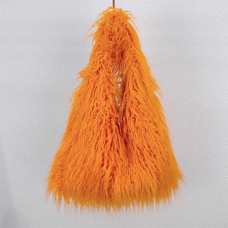 Winter Soft Faux Fur Bags Large Fluffy Plush Shoulder Bag Long Lambswool Women Designer Handbags Luxury Warm Shopper Purses Tote 30x52cm
Winter Soft Faux Fur Bags Large Fluffy Plush Shoulder Bag Long Lambswool Women Designer Handbags Luxury Warm Shopper Purses Tote 30x52cm