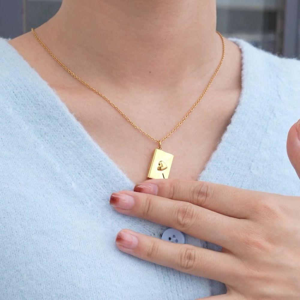 Openable Pendant Sweater Chain Heart Lovers Choker Necklace Trendy Envelope Necklace Couple Simple Sliver
Openable Pendant Sweater Chain Heart Lovers Choker Necklace Trendy Envelope Necklace Couple Simple Sliver