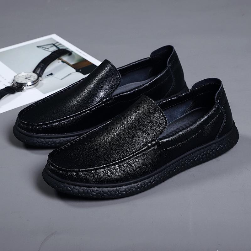 2024 summer breathable soft-soled driving Doudou shoes men s versatile casual leather shoes foreign trade genuine leather one-pedal lazy shoes 38 чёрный
2024 summer breathable soft-soled driving Doudou shoes men s versatile casual leather shoes foreign trade genuine leather one-pedal lazy shoes 38 чёрный