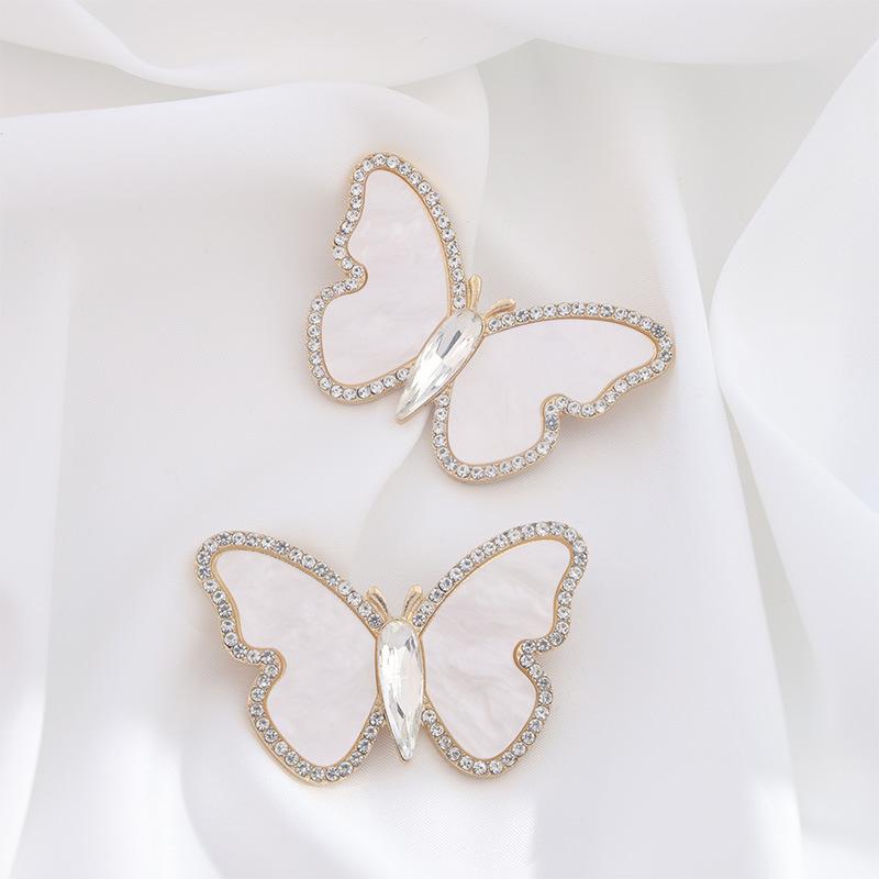 High-end exquisite Fritillary butterfly brooch, niche sense elegant butterfly pin, souvenir clothing decorative corsage
High-end exquisite Fritillary butterfly brooch, niche sense elegant butterfly pin, souvenir clothing decorative corsage