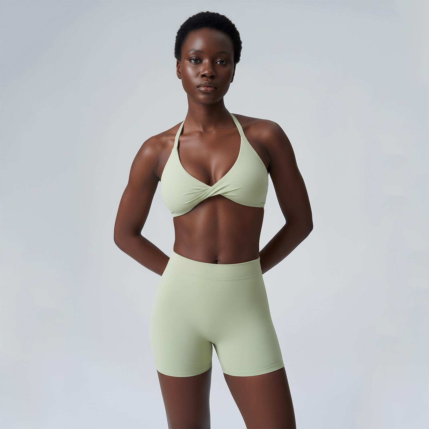 European Cross-Back Multi-Color Yoga Set: High-Waisted Ruched Shorts & Elastic Top Small
European Cross-Back Multi-Color Yoga Set: High-Waisted Ruched Shorts & Elastic Top Small