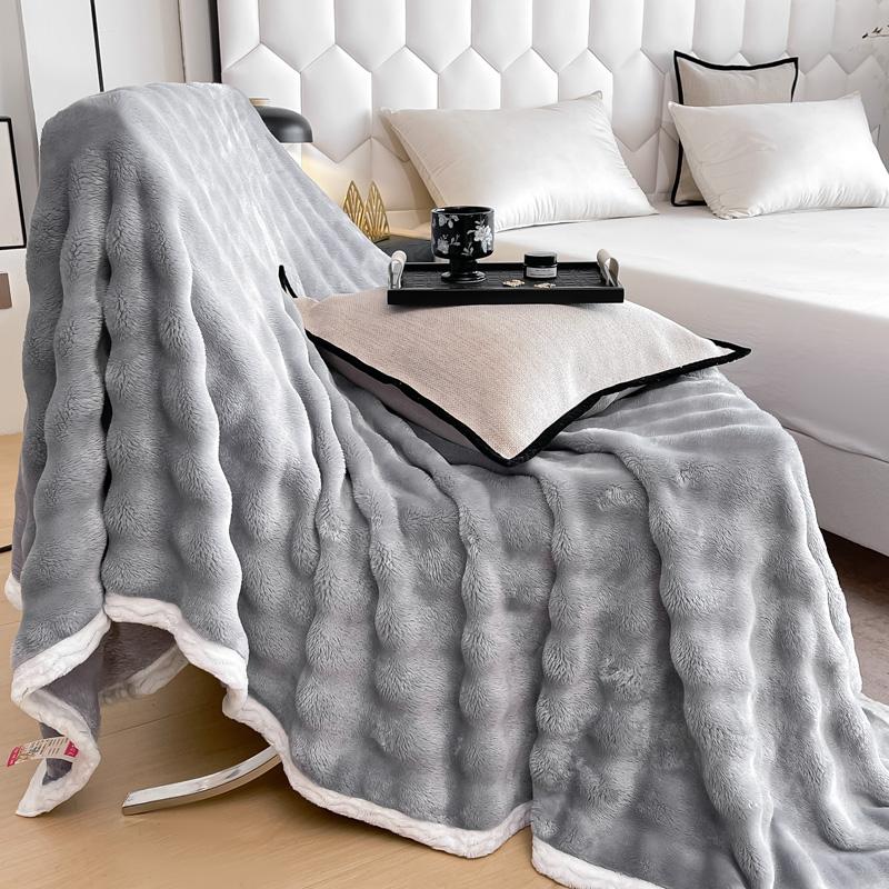 Pink Milk Velvet Throw Blanket Simple Solid Color Decorative Blanket for Living Room Sofa Travel Camping Warm Sleeping Blankets 100cmx150cm 1pc
Pink Milk Velvet Throw Blanket Simple Solid Color Decorative Blanket for Living Room Sofa Travel Camping Warm Sleeping Blankets 100cmx150cm 1pc